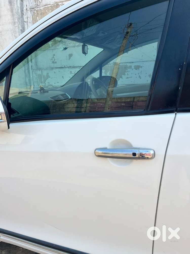 Maruti Suzuki Ertiga 2017