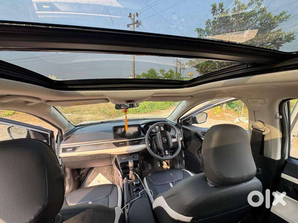 Tata Nexon Creative Plus 1.2 Revotron Petrol 6 Mt, 2025, Petrol