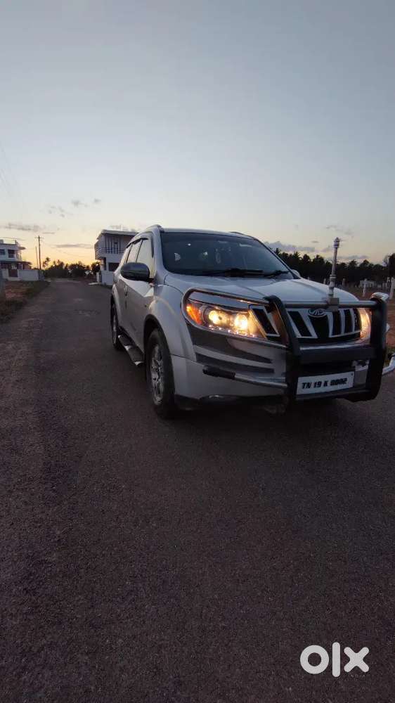 Mahindra Xuv500 2wd 2013