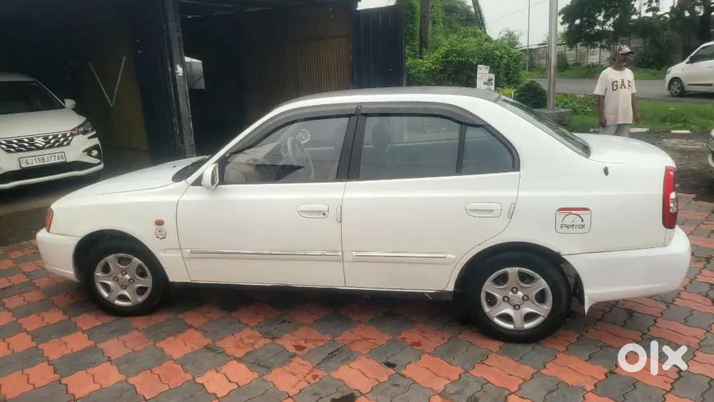 Hyundai Accent Gl 2011