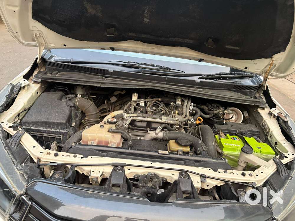 Toyota Innova Crysta 2.7 Vx Mt, 2019, Diesel
