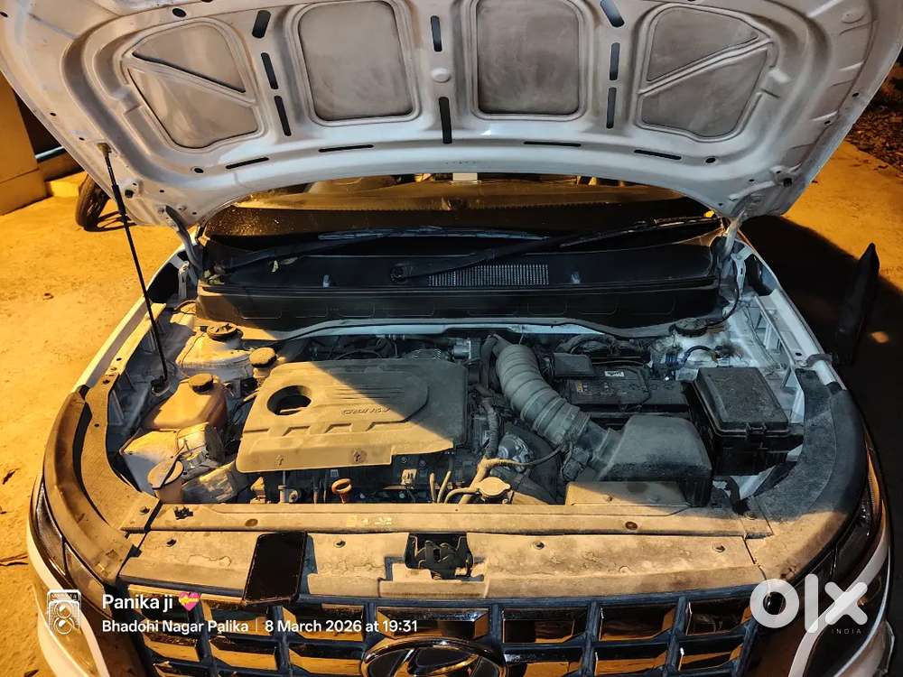 Hyundai Venue 2024 Diesel Well Maintained