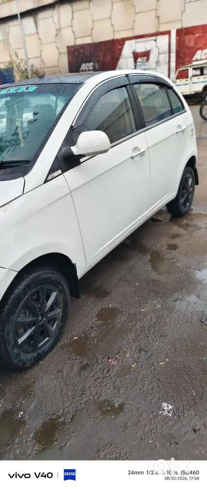 Tata Vista Tech Ls 2014