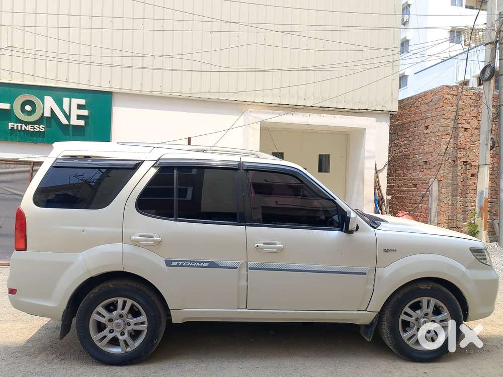 Tata Safari Storme Vx, 2018, Diesel