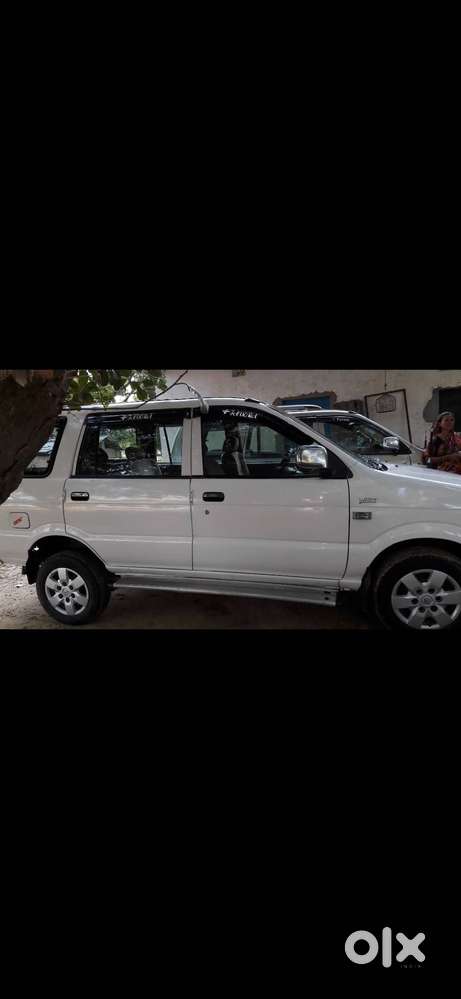Chevrolet Tavera Neo 2010 Diesel 120000 Km Driven