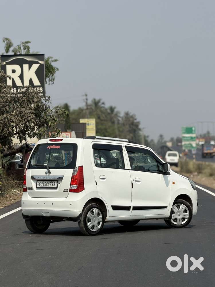 Maruti Suzuki Wagon R Amt Vxi Option, 2017, Petrol