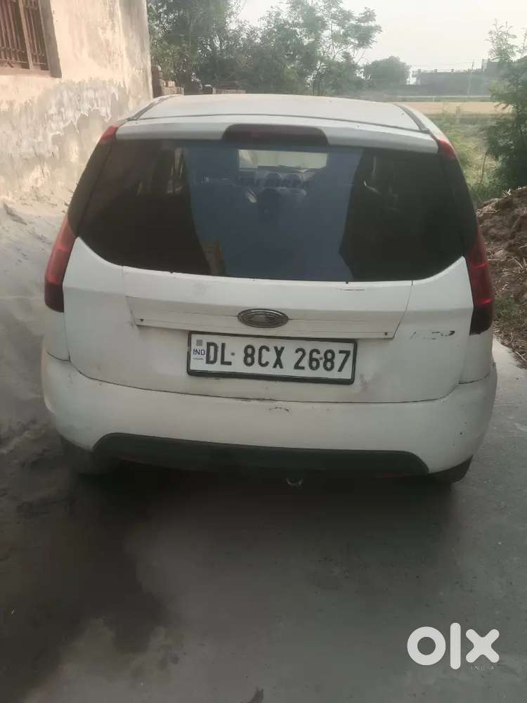 Ford Figo 2012 Cng & Hybrids 110000 Km Driven November 2011 Model