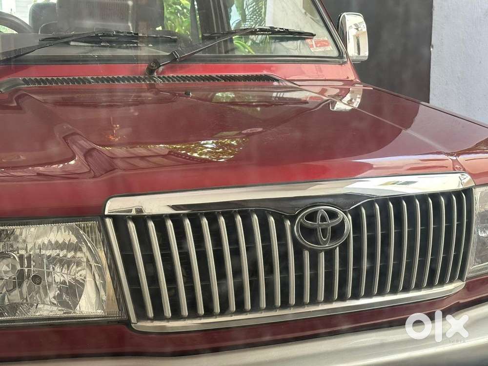 Fully Restored Toyota Qualis 2004 Diesel 229000 Km Driven