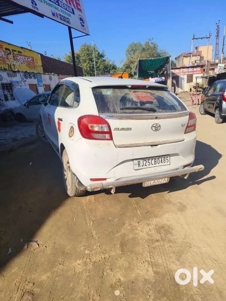 Toyota Glanza 2022 Petrol 50000 Km Driven