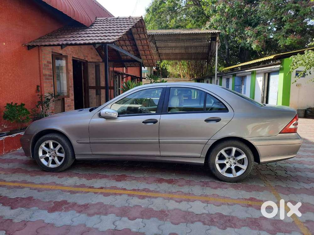 W203  Mercedes Benz C Class Diesel Manual  Car Rare