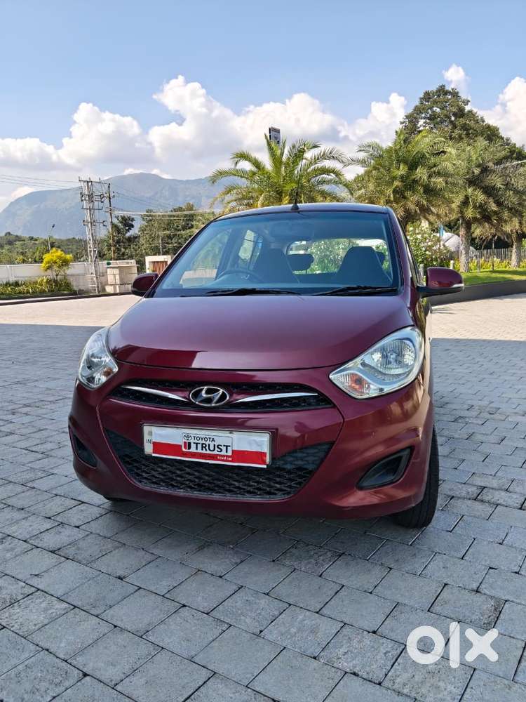 Hyundai I10 Sportz At, 2013, Petrol