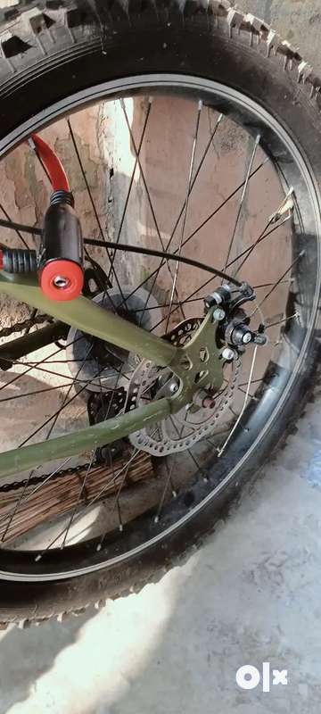 Gear cycle lock hotsell