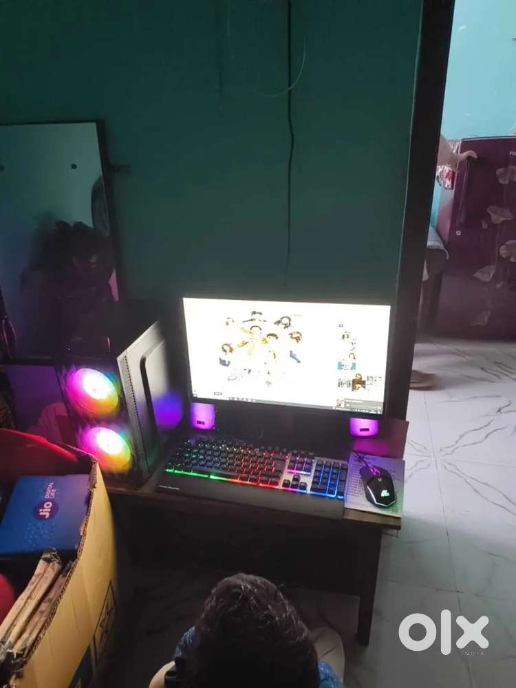 Samsung Monitor Only 7 month