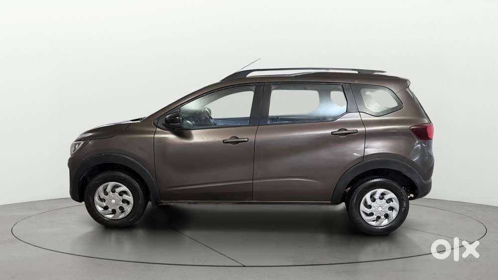 Renault Triber Rxt, 2021, Petrol