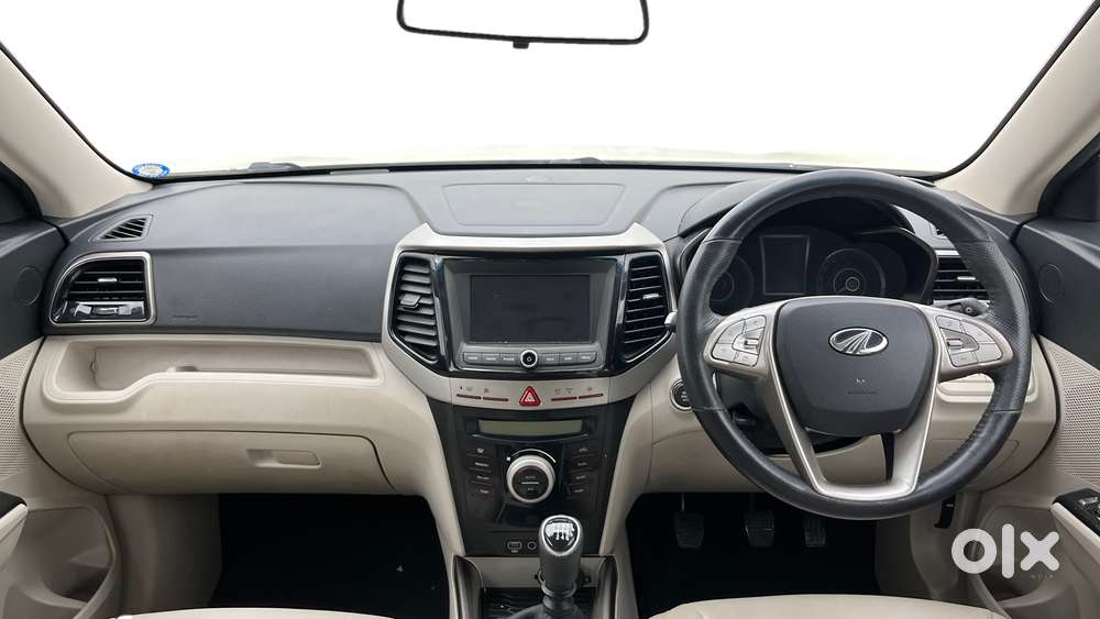 Mahindra Xuv300 W8, 2020, Petrol