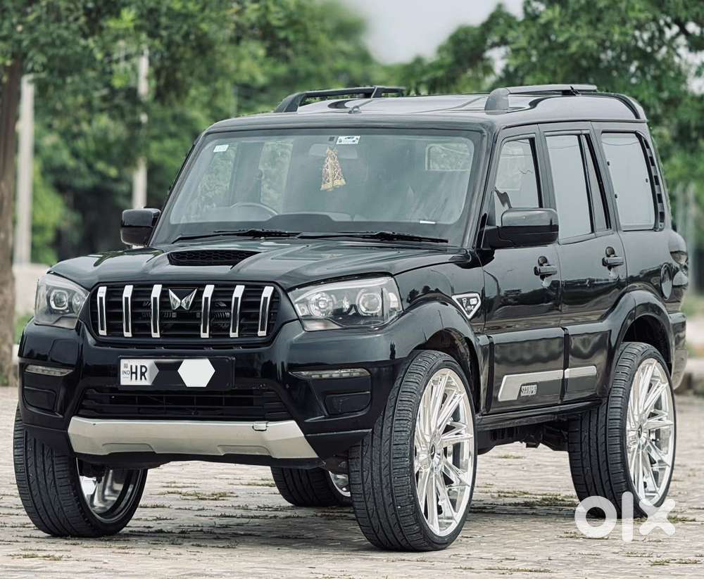 Mahindra Scorpio Classic 2.2 S 11 Mt 7 Str, 2024, Diesel