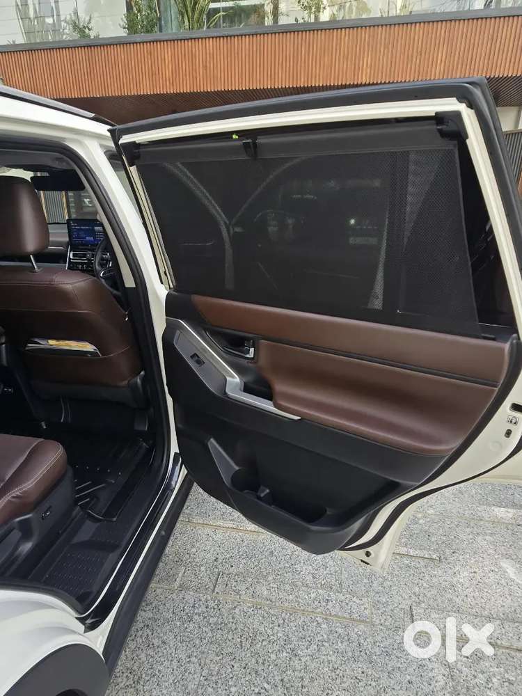 Toyota Innova Hycross 2024 Hybrid