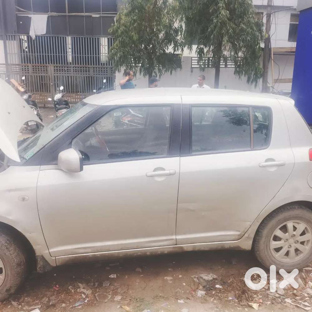 Maruti Suzuki Swift 2011 Petrol 79800 Km Driven