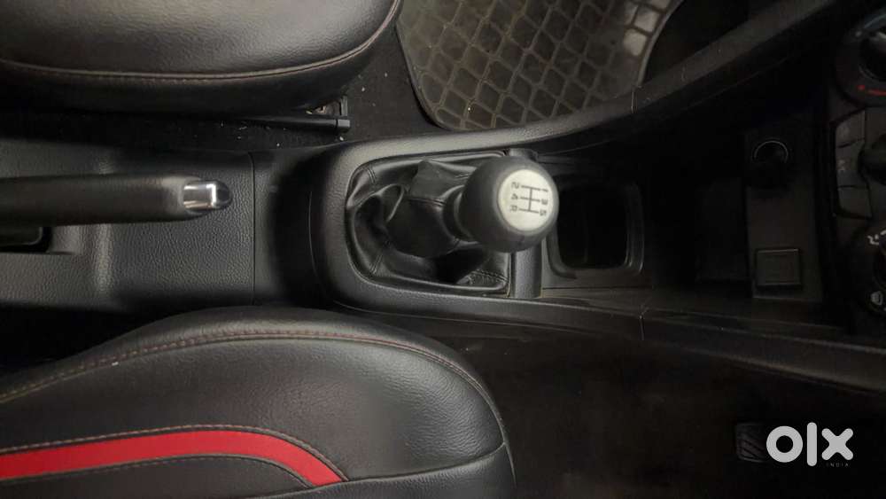 Maruti Suzuki Swift Vxi, 2014, Petrol