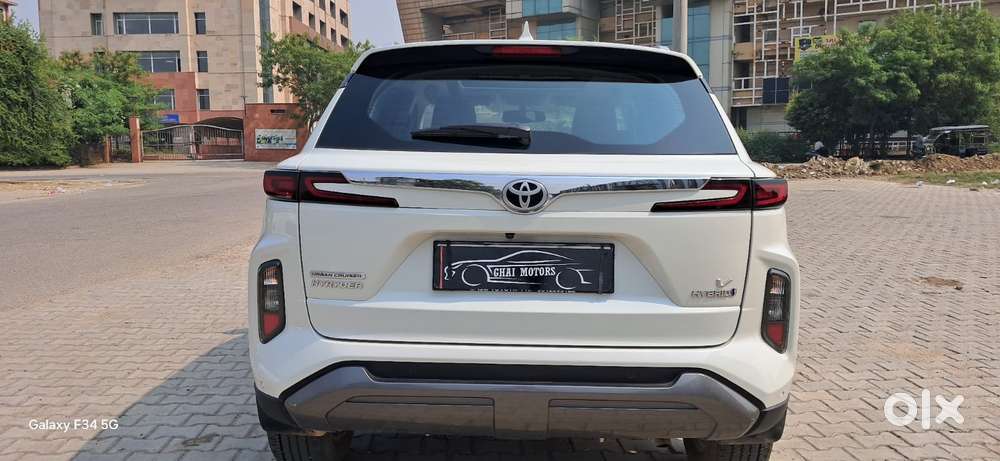 Toyota Urban Cruiser Hyryder 1.5 V Hybrid, 2024, Petrol