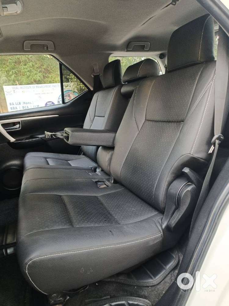 Toyota Fortuner 4x2 At 2.8 Diesel, 2018, Diesel