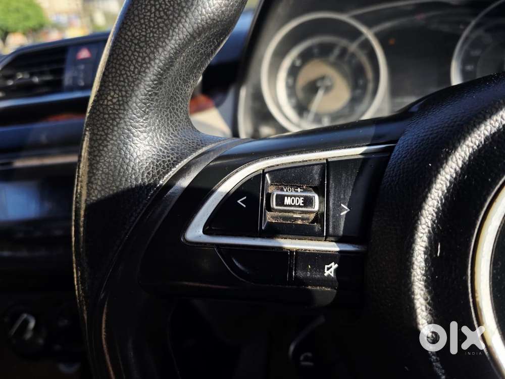 Maruti Suzuki Swift Dzire Vxi(o) Mt, 2018, Petrol