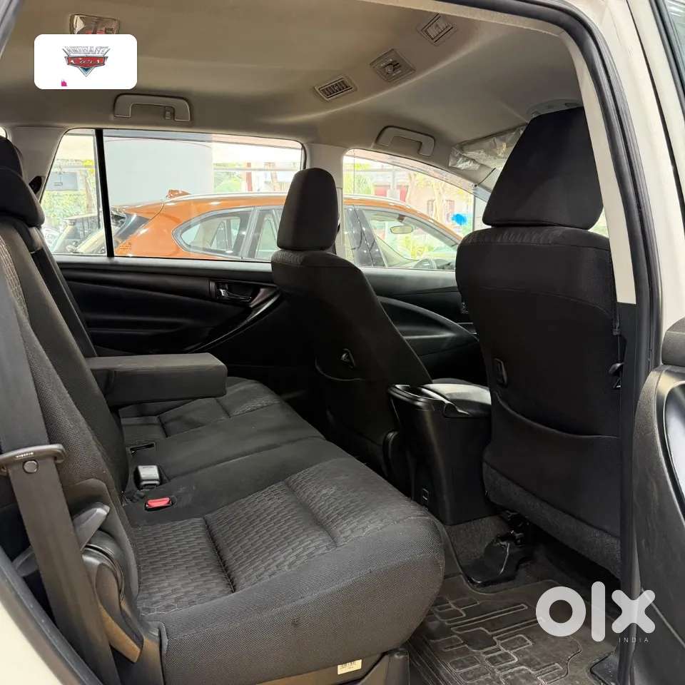 Toyota Innova Crysta [2020-ongoing] 2.4 Gx At 8 Str, 2022, Diesel
