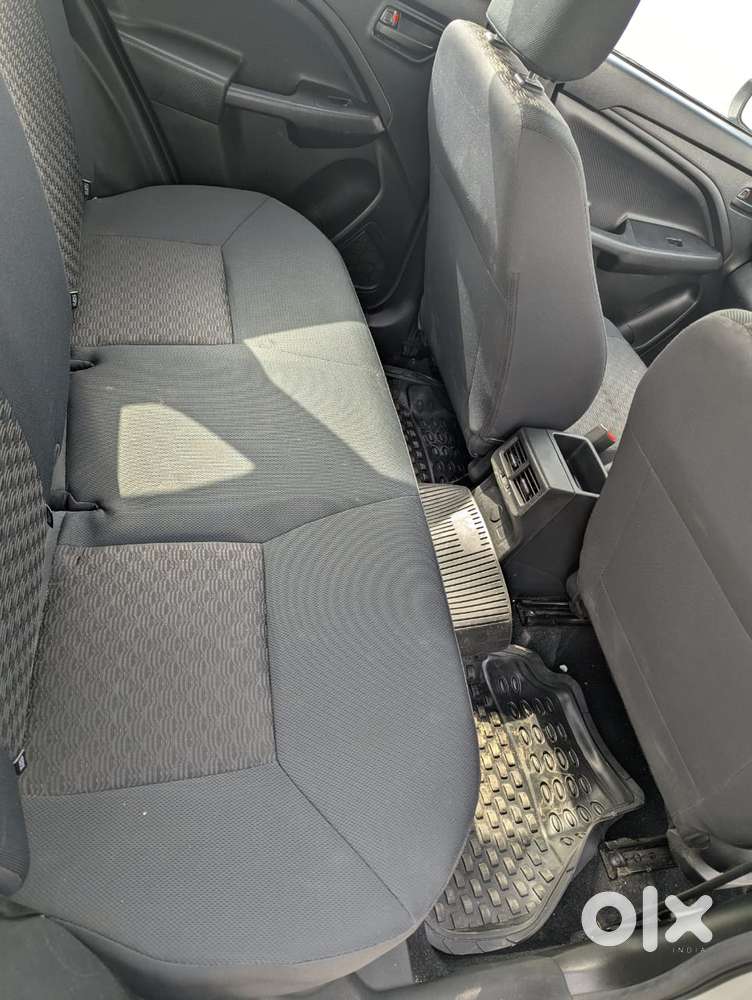 Maruti Suzuki Brezza 1.5 Lxi Cng, 2024, Cng & Hybrids