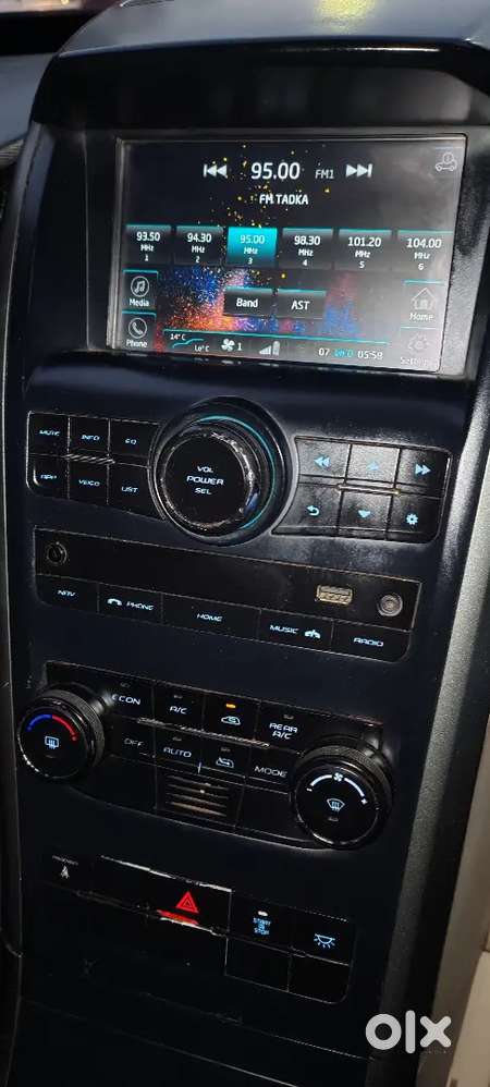 Mahindra Xuv500 2017 Diesel 106000 Km Driven