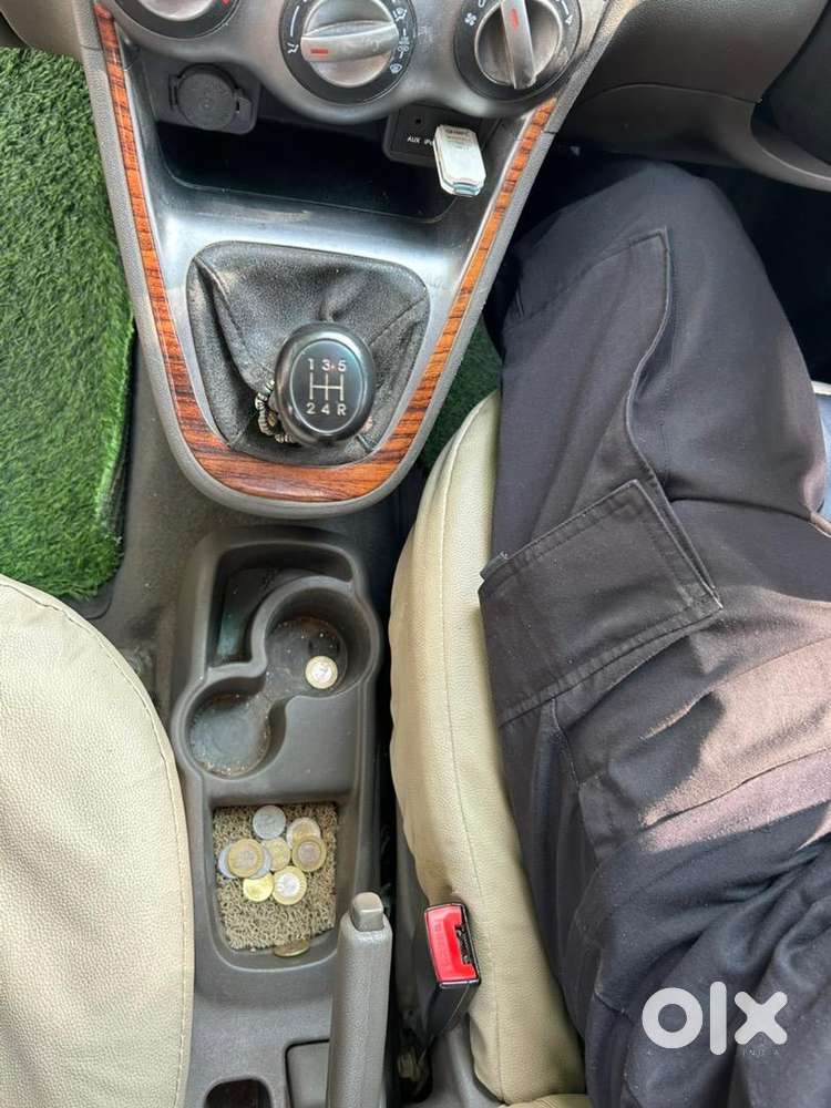 Hyundai Petrol Manual Car 2014