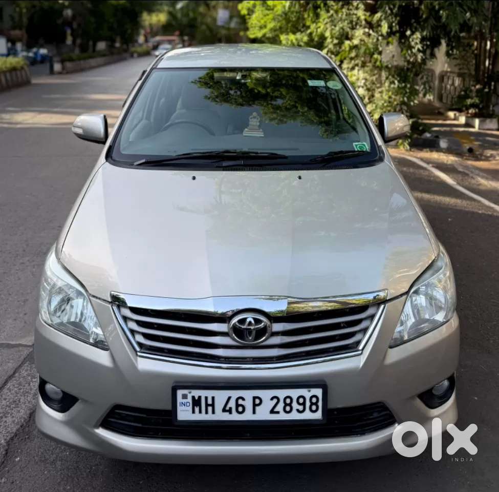 Toyota Innova 2.5 Vx 7 Seater Bs Iv, 2012, Diesel