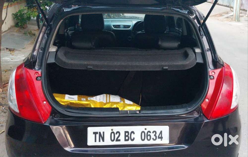 Maruti Suzuki Swift Vxi + Manual, 2015, Petrol