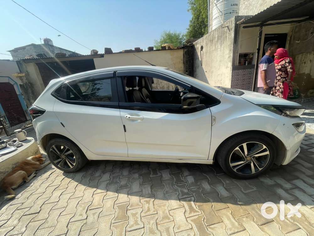 Tata Altroz Petrol 2020