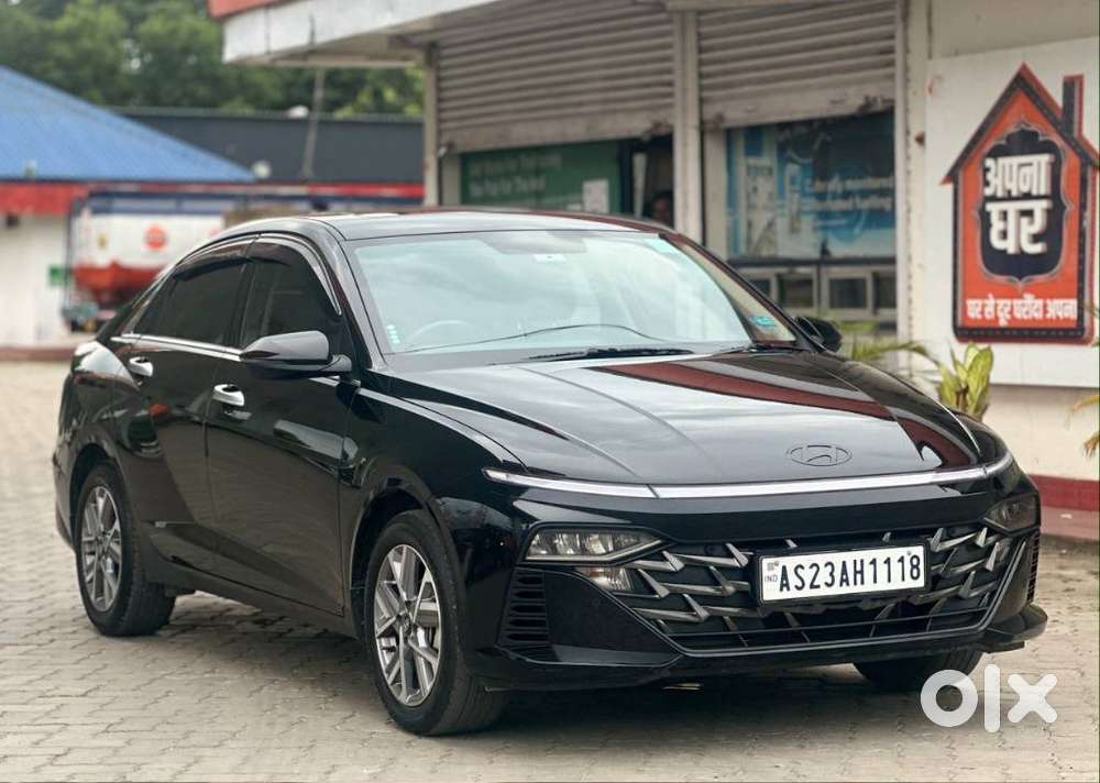 Hyundai Verna 1.5 Sx Petrol Mt, 2023, Petrol