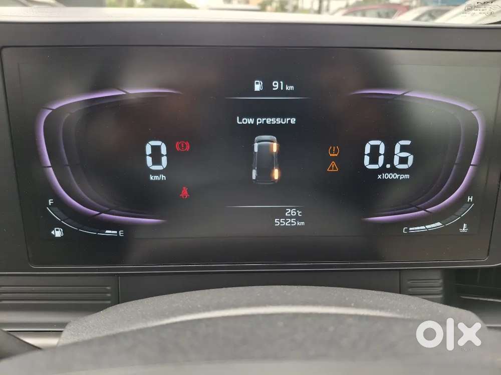 Kia Carens Clavis 2025 Petrol 5500 Km Driven