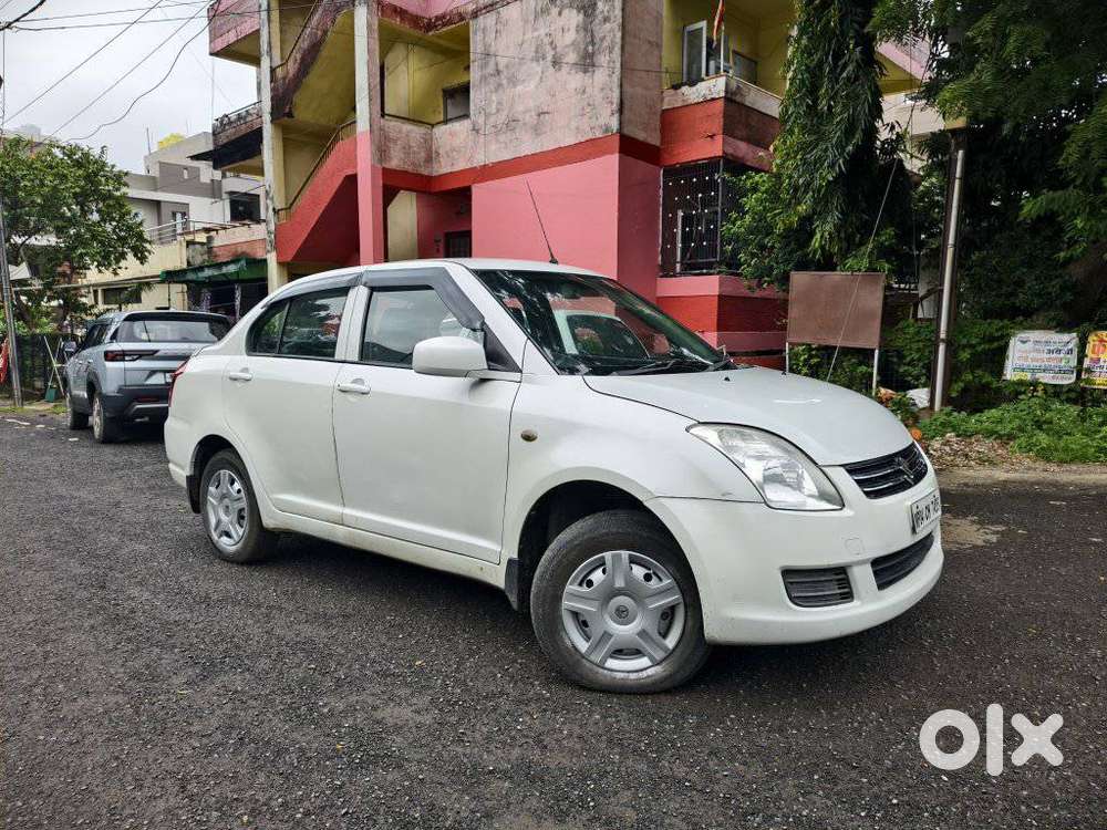 Maruti Suzuki Swift Dzire Lxi Option, 2011, Petrol