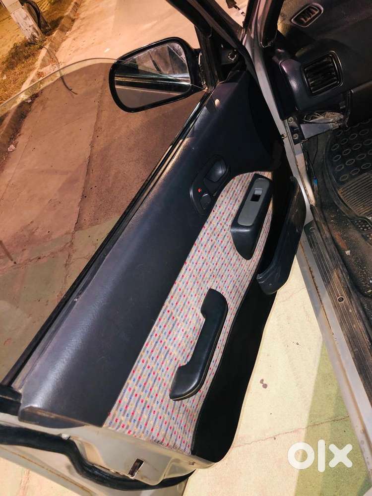 Maruti Suzuki Esteem 2005 Petrol Well Maintained