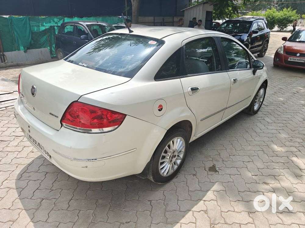 Fiat Linea 1.3 Emotion (o) Multijet, 2013, Diesel