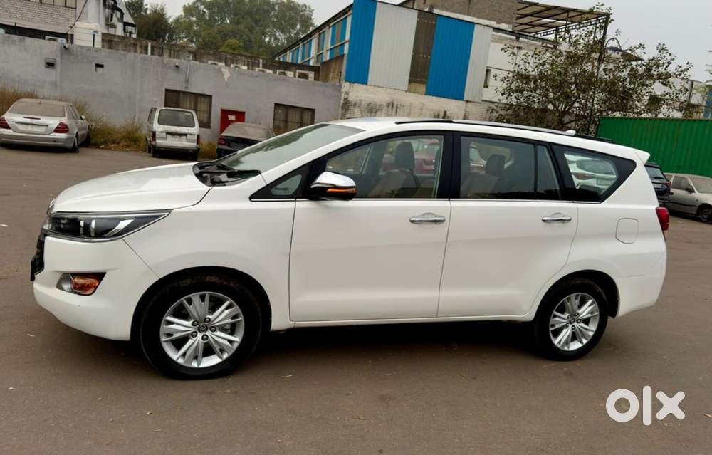 Toyota Innova Crysta 2.8z Automatic, 2019, Diesel