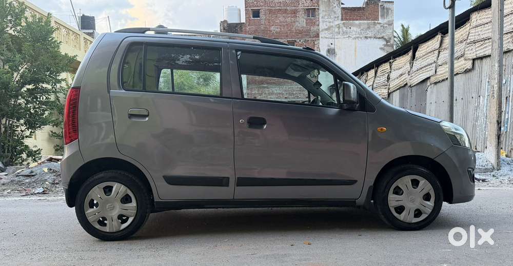 Maruti Suzuki Wagon R Vxi 1.0, 2016, Petrol