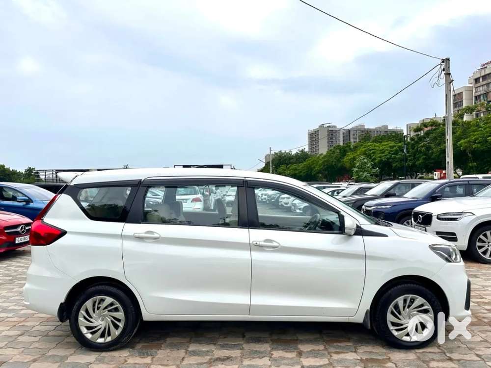 Maruti Suzuki Ertiga 1.5 Vxi, 2021, Petrol