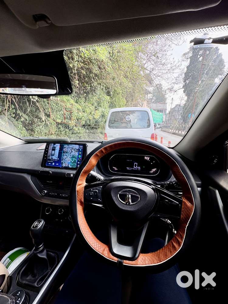 Tata Nexon 2021 Sunroof 360 Cam Mid Variant 25000km Fully Loaded