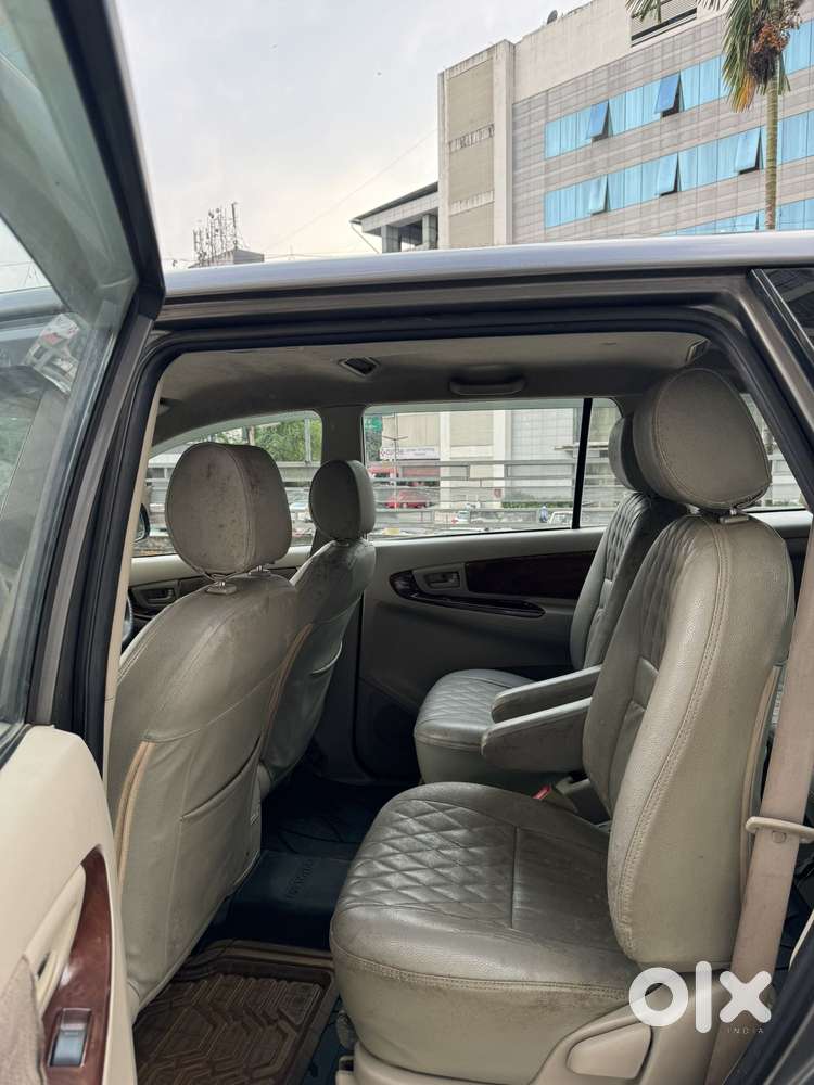 Toyota Innova 2.5 Gx 7 Seater Bs Iv, 2014, Diesel