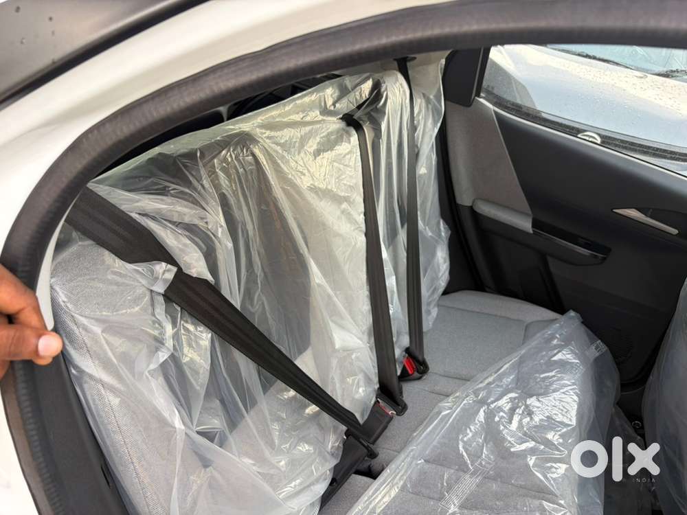 Tata Tiago 1.2 Petrol 2026