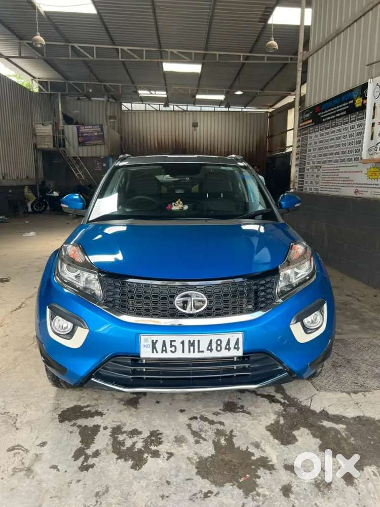 Tata Nexon 2018 Petrol, No Accident And Tata Service Centre Only