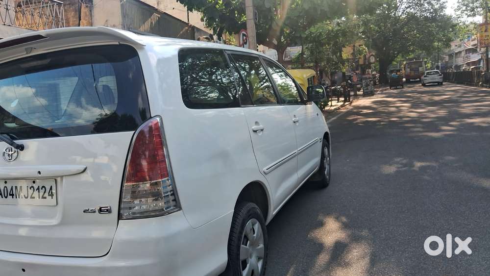 Toyota Innova 2.5 G (diesel) 7 Seater, 2011, Diesel
