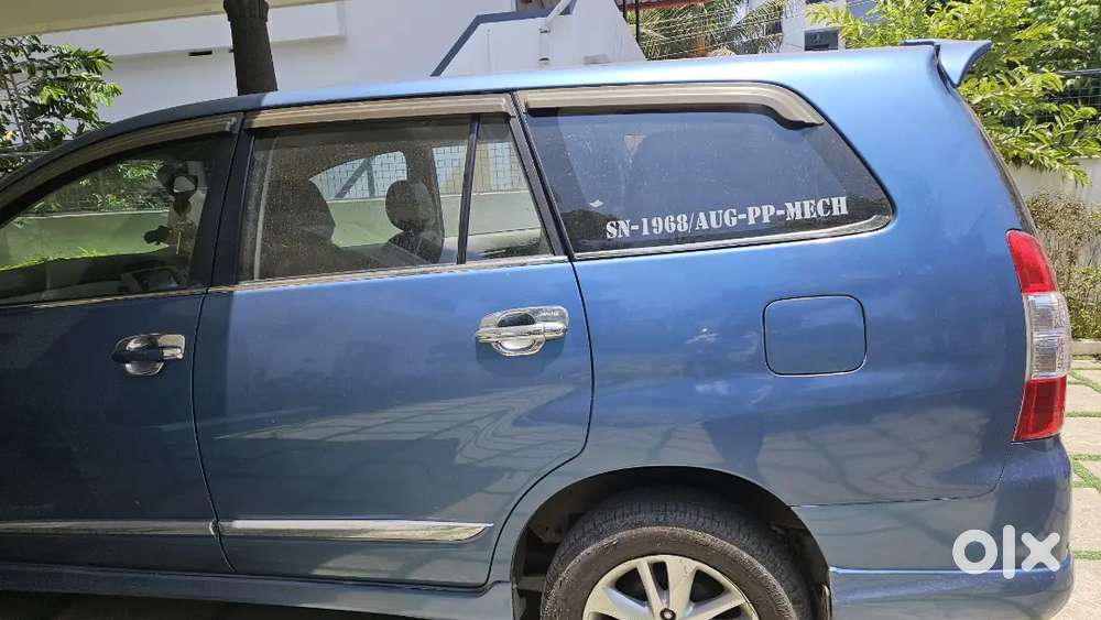 Toyota Innova 2014 Diesel 60904 Km Driven