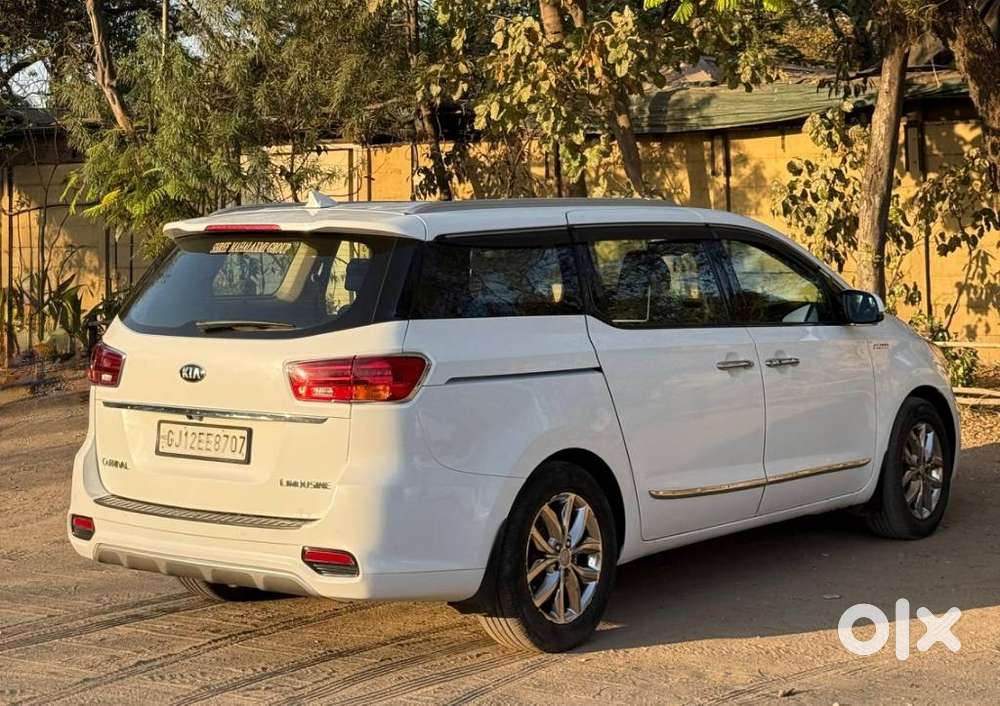 Kia Carnival Limousine, 2021, Diesel