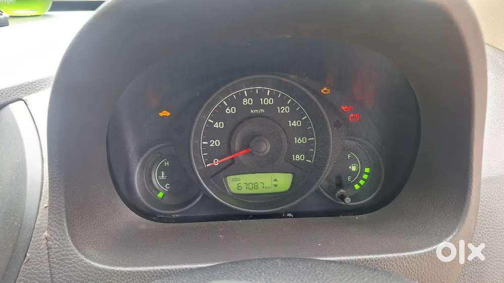 A.1 कंडीशन न्यू टायर न्यू सीट कवर न्यू Ac