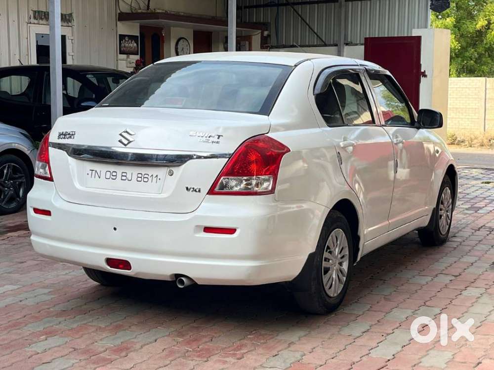Maruti Suzuki Swift Dzire Vxi, 2011, Petrol